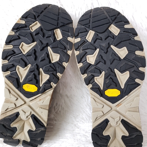 HOKA Anacapa Low GTX Women's 9.5 Tigers Eye Sneakers Vibram - Picture 11 of 12